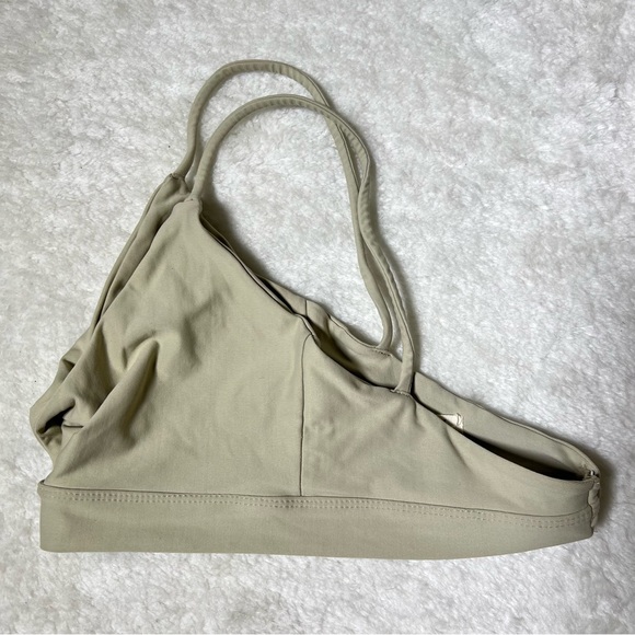 Hackwith Design House HDH Beige Twist Bikini Top - Picture 5 of 9